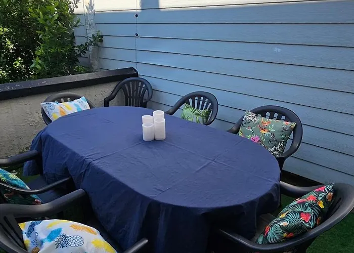 Appartamento Maison 8p 4ch Et Jardin 15 Mn à Pieds De La