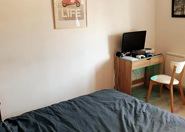 Maison 8p 4ch Et Jardin 15 Mn à Pieds De La Appartamento