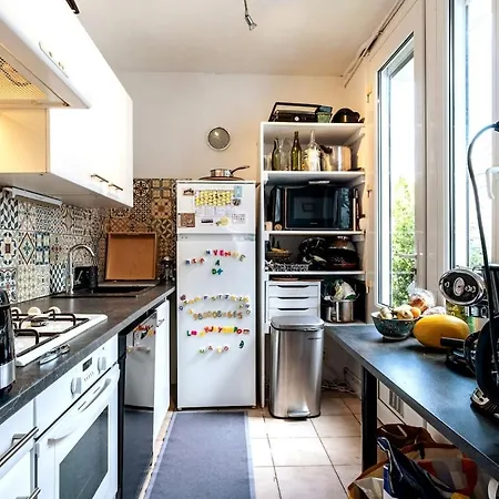 Appartement Maison 8p 4ch Et Jardin 15 Mn A Pieds De La *